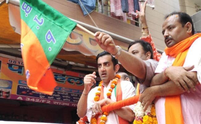 चुनावी पिच पर क्रिकेटर गौतम गंभीर नजर आ रहे हैं कमजोर, भाजपा ने उठाया यह कदम