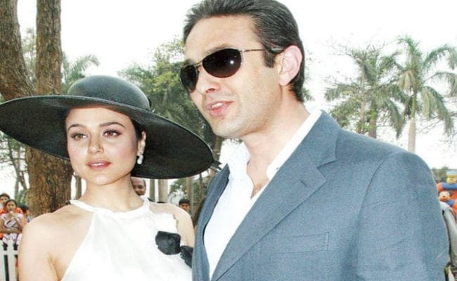 किंग्स-XI पंजाब के मालिक नेस वाडिया पर मादक पदार्थ रखने का आरोप, दो साल की सजा