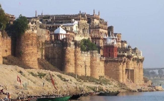 Election Special Report : पर्यटकों के लिए आकर्षण का केंद्र है मिर्जापुर