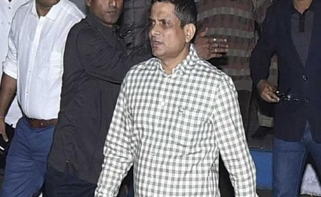 सारधा घोटाला : SC ने कोलकाता पुलिस के पूर्व आयुक्त से पूछताछ के लिए CBI से मांगे सबूत