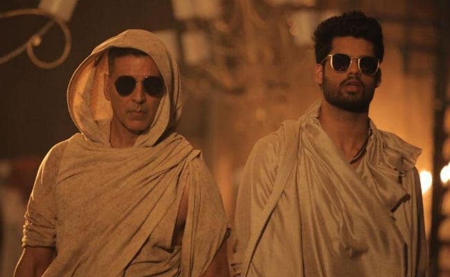 'राष्ट्रवादी' अक्षय कुमार ने वोट नहीं करने के सवाल पर कहा- चलिए-चलिए...