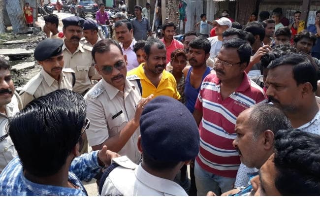 पूर्णिया : सांसद के मामा और भाई पर जानलेवा हमला, ताबड़तोड़ चली गोलियां, बाल-बाल बचे