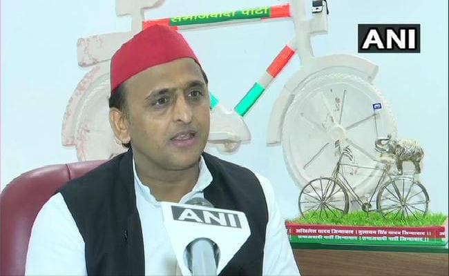 अखिलेश यादव ने कांग्रेस को कोसा, प्रियंका गांधी के ‘वोटकटवा’ वाले बयान पर कही ये बात