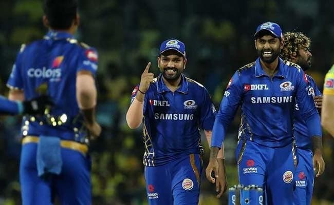 सुपरओवर में मुंबई इंडियंस ने बाजी मारी प्लेऑफ में पहुंचने वाली तीसरी टीम बनी