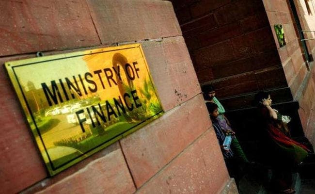 नरम घरेलू उपभोग के कारण वित्त वर्ष 2018-19 में घरेलू अर्थव्यवस्था रह सकती है सुस्त : वित्त मंत्रालय