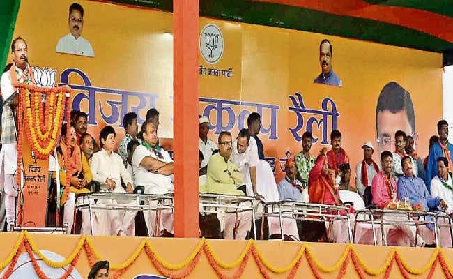 मोदी फिर सत्ता में आये, तो कुछ तिहाड़ और कुछ होटवार में होंगे : रघुवर दास