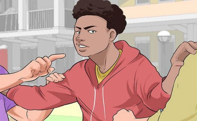 बाजार में मारपीट,माहौल गर्म