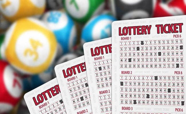 UAE में भारतीय हुआ मालामाल, जीत ली 28 करोड़ की लॉटरी
