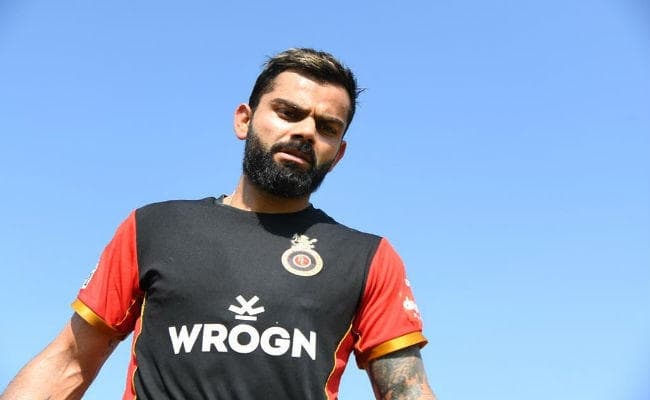 कोहली और डिविलियर्स ने आईपीएल में खराब प्रदर्शन के लिये माफी मांगी