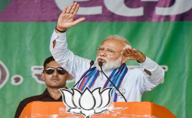 चुनाव आयोग ने पीएम मोदी को एक और मामले में दी क्लीन चिट