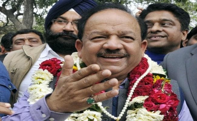 वायु प्रदूषण से भारत में 12 लाख लोगों की मौत का दावा करने वाली वैश्विक रिपोर्ट गलत: हर्षवर्धन