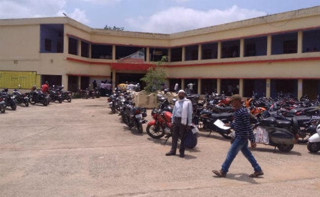 गोमिया में 12 मई को मतदान, प्रशासनिक तैयारी पूर्ण, 1.5 लाख से ज्‍यादा मतदाता करेंगे वोट