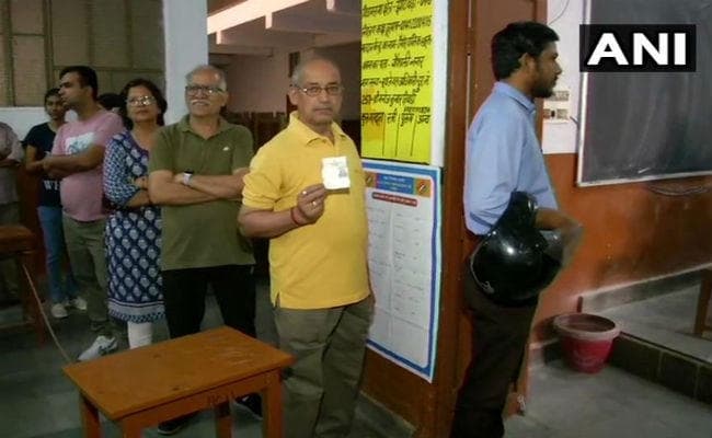 लोकसभा चुनाव 2019 : राजस्थान की 12 सीटों के लिए मतदान जारी, 9 बजे तक 13.55 प्रतिशत मतदान