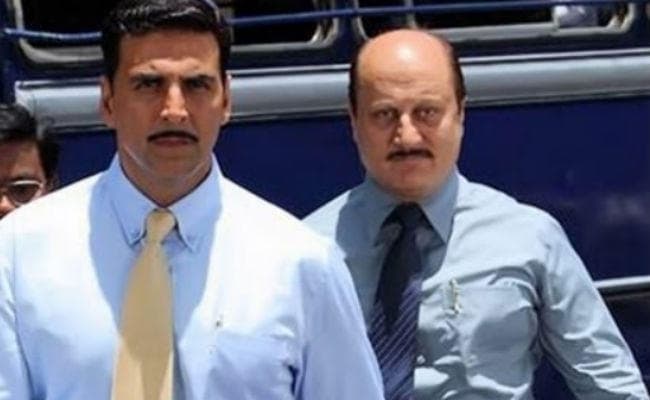 अक्षय कुमार के नागरिकता विवाद पर अनुपम खेर ने तोड़ी चुप्‍पी