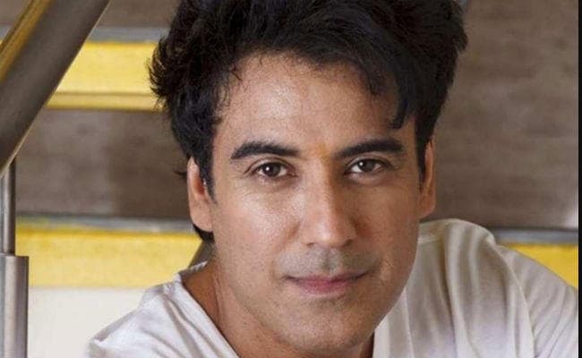 टीवी एक्‍टर करण ओबेरॉय पर लगा रेप का आरोप, पुलिस ने किया गिरफ्तार