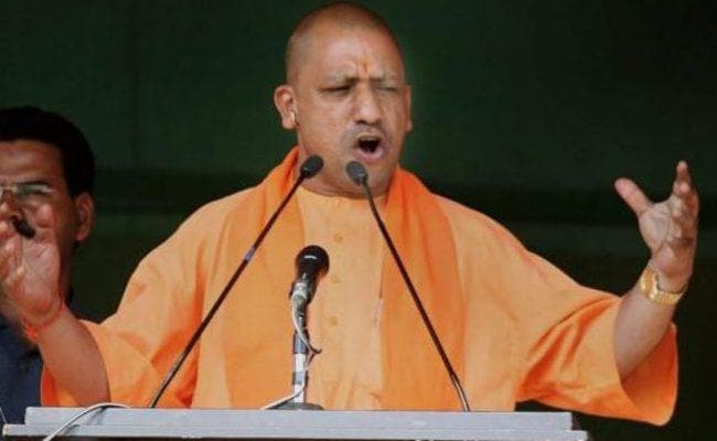 योगी का प्रियंका पर तंज - कांग्रेस की शहजादी पार्टी का नाम बदलकर कर देंगी ''वोटकटवा पार्टी''