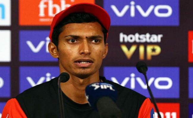 नवदीप सैनी के कायल हुए इंग्‍लैंड के पूर्व तेज गेंदबाज कॉर्क, बताया भारत का भविष्‍य