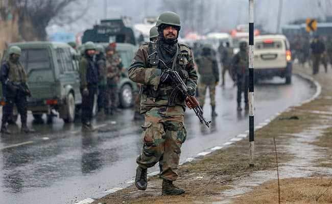 केंद्रीय सुरक्षा बल के अधिकारी पर मारपीट का आरोप