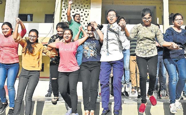 सीबीएसइ 10वीं रिजल्ट 2019 : रांची टॉपर ने हासिल किये 99 प्रतिशत मार्क्स