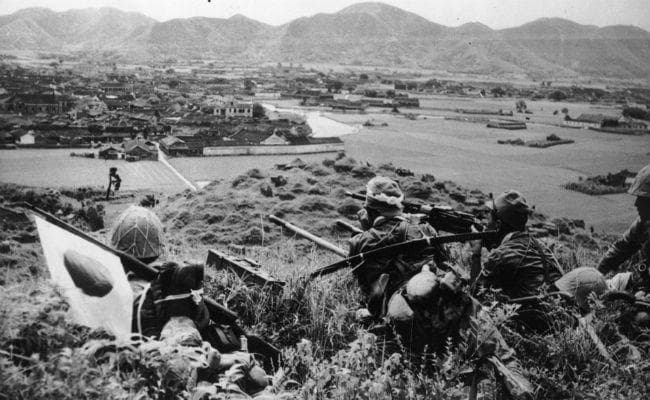 आठ मई का इतिहास : जर्मनी के आत्मसपर्मण के बाद यूरोप में द्वितीय विश्वयुद्ध समाप्त