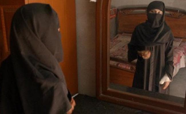 पाकिस्तानी लड़कियों की तस्करी, 10 चीनी नागरिक गिरफ्तार