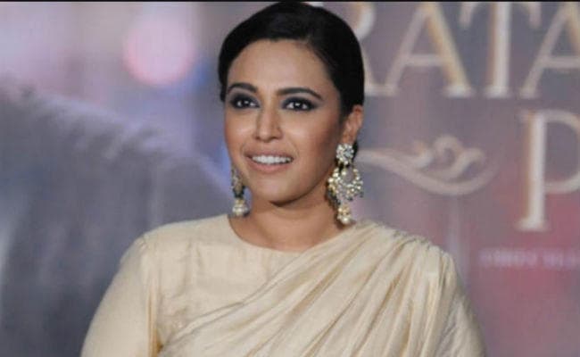 गुल पनाग और स्वरा भास्कर ने मांगे AAP उम्मीदवारों के लिये वोट