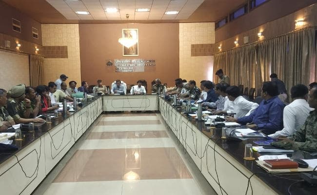 बोकारो में झारखंड के मुख्य निर्वाचन अधिकारी खियांग्ते