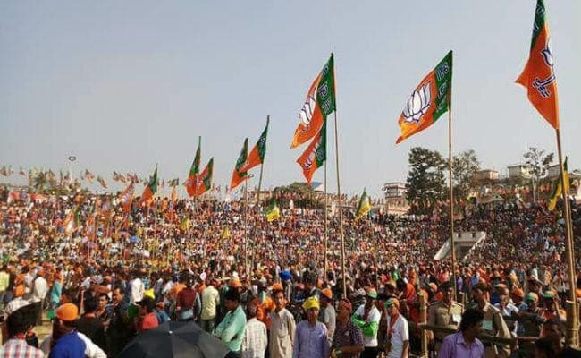 भाजपा को 300 सीट देना ज्योतिर्विज्ञान विभागाध्यक्ष को पड़ा महंगा, जानिए पूरा मामला