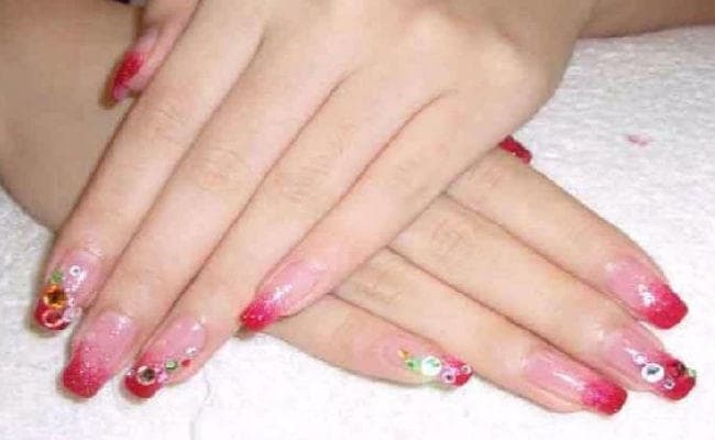 Health Alert : ब्यूटी पार्लर में आने वाली यह गंध आपको बना सकती है कैंसर का मरीज