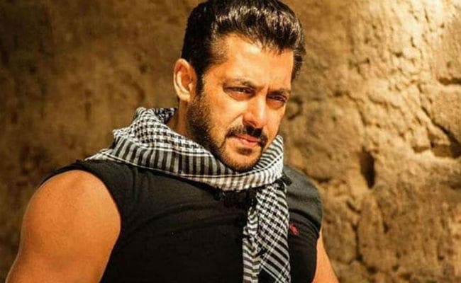 सलमान के साथ ‘वेटरन'' की रीमेक पहले से बड़ी होगी : अतुल अग्निहोत्री