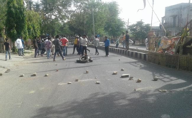 Ranchi : इमली चौक के पास मर्डर, विरोध में कार्तिक उरांव चौक के पास रोड जाम