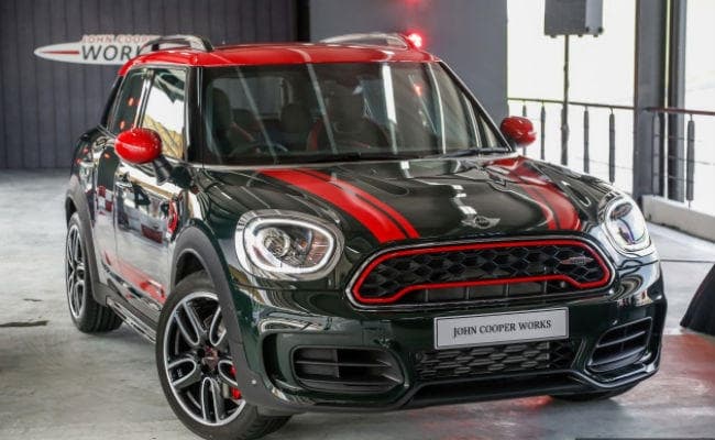 BMW ने भारत में लॉन्च की 43.5 लाख रुपये की MINI JCW