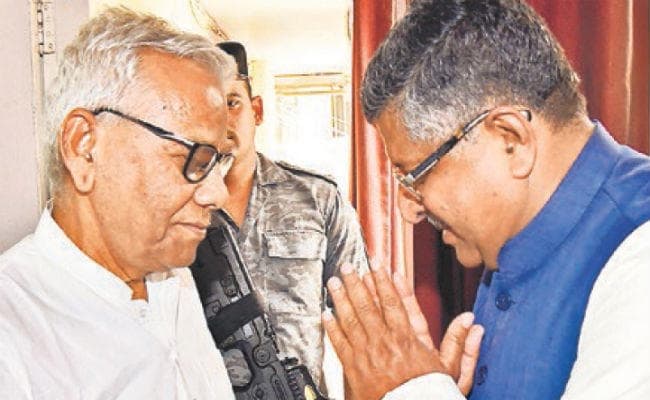 पटना : रविशंकर के समर्थन में वकीलों का आह्वान, फिर मोदी सरकार को जिताएं