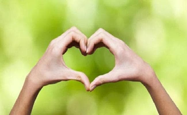 जीवनसाथी की तलाश में कम, ब्यॉयफ्रेंड और गर्लफ्रेंड की तलाश में ज्यादा हैं भारतीय