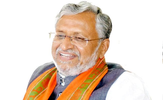 INS VIRAT को लेकर सुशील मोदी ने राहुल गांधी को घेरा, लोगों से पूछा- कैसा प्रधानमंत्री चाहिए?