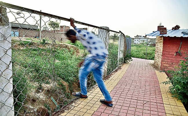 14 महीने में ही बदहाल हो गया दो करोड़ से बना कोकर का डिस्टिलरी पार्क