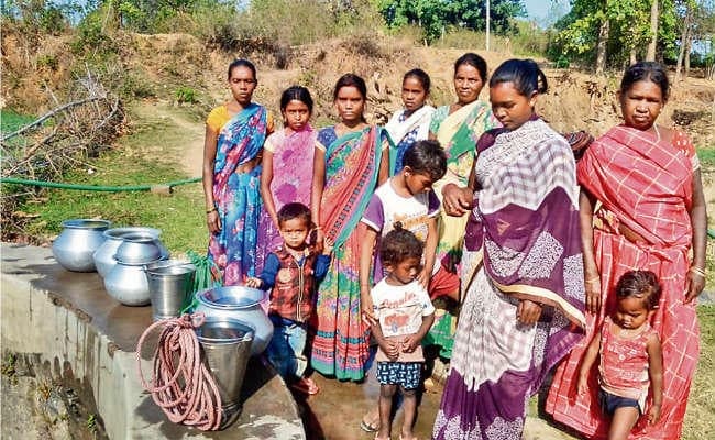 एक किलोमीटर दूर कुएं से पानी लाती हैं, तो बुझती है प्यास