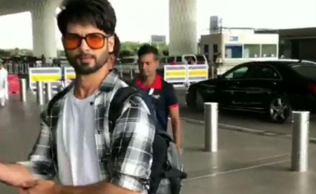 शाहिद कपूर ने किया कुछ ऐसा, यूजर्स बोले- कम से कम दरवाजा तो बंद कर लेते...