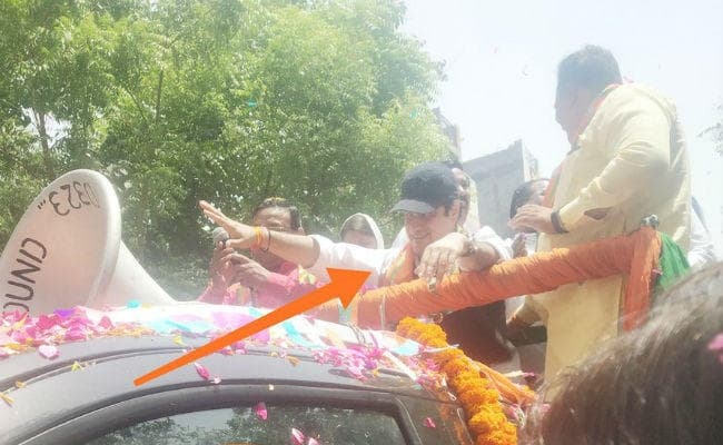 क्या गौतम गंभीर की जगह उनका ”डुप्लीकेट” कर रहा है चुनाव प्रचार ? जानें पूरा मामला