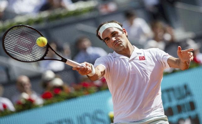 थिएम से हारकर फेडरर की चुनौती समाप्त, नडाल फाइनल के करीब