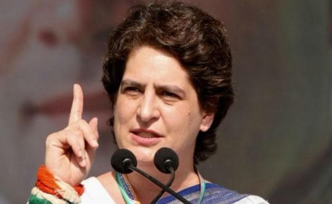 प्रियंका से नाराज कांग्रेस जिलाध्यक्ष ने छोड़ी पार्टी