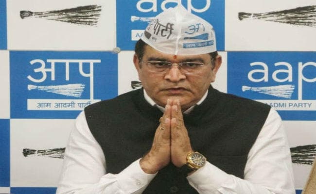 ''आप'' उम्मीदवार का बेटा बना व्हिसल ब्लोअर : बताया- पिता ने चुनाव लड़ने के लिए सीएम केजरीवाल को दिये छह करोड़