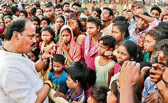 हिरणपुर : संताल की तीनों सीट पर सीएम ने किया जीत का दावा, कहा, 40 साल तक सम्मान करवाया अब रिटायरमेंट ले लें गुरुजी