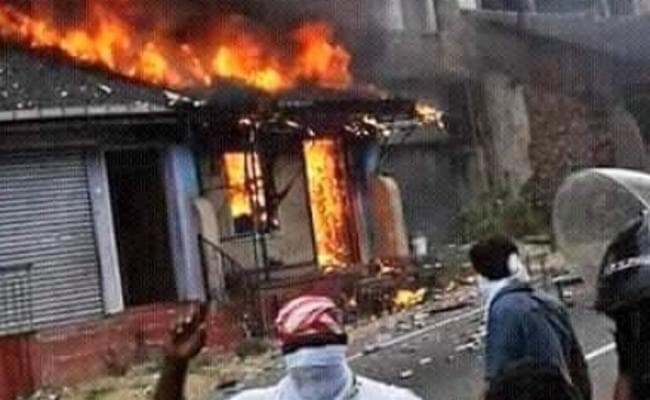 श्रीलंका : पश्चिमी तटीय शहर में सांप्रदायिक झड़पों के बाद कर्फ्यू