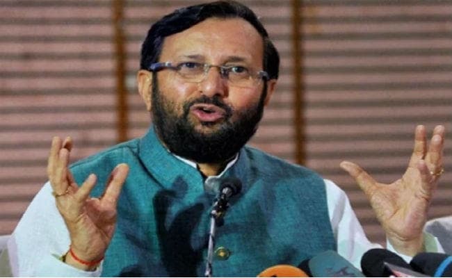 पश्चिम बंगाल में भाजपा उम्मीदवार पर हमला तृणमूल कांग्रेस की हताशा है : जावड़ेकर