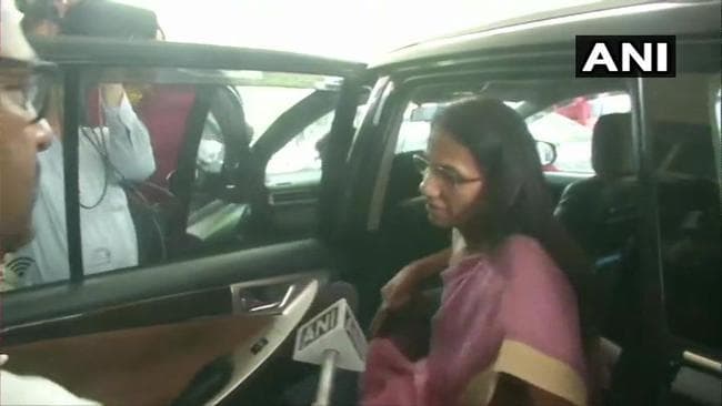 ICICI-वीडियोकॉन कर्ज धोखाधड़ी मामले में चंदा कोचर ईडी में पेश