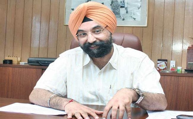 दुग्ध उत्पादक कंपनी अमूल को वर्ष 2019-20 में राजस्व 20 फीसदी बढ़कर 40,000 करोड़ रुपये होने की उम्मीद