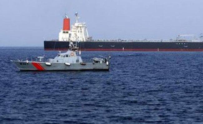 खाड़ी में तनाव के बीच सऊदी अरब के दो तेल टैंकरों पर हमला
