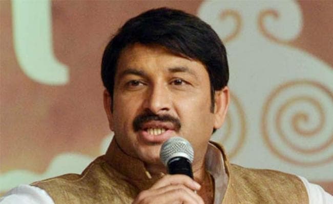 मनोज तिवारी के खिलाफ मानहानि की शिकायत विचारार्थ स्वीकृत