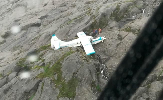 अमेरिका के अलास्का में दो सीप्लेन हवा में टकराये, पांच की मौत